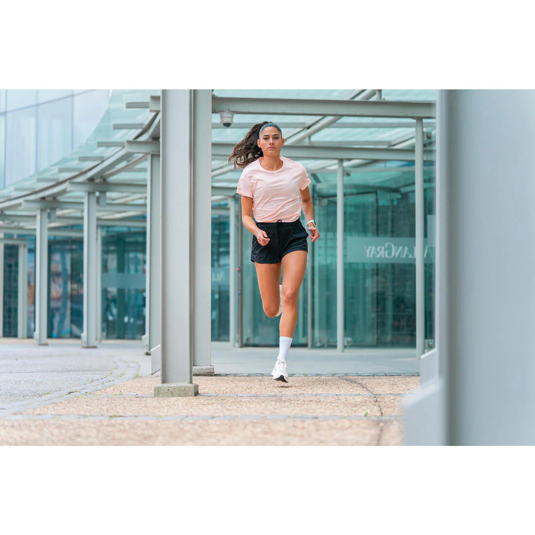 Playera de running transpirable malva para mujer Kiprun Run 500 Dry - Image 34