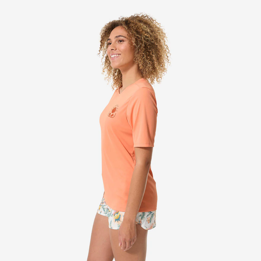 Playera de surf anti-UV con UPF50+ de manga corta beige para mujer Malou - Image 13