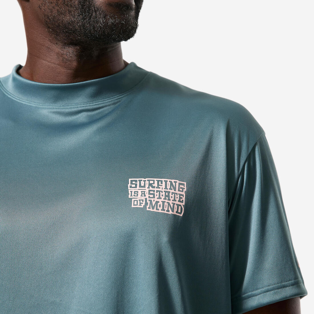 Playera de surf anti-UV de corte holgado con manga corta verde para hombre - Image 4