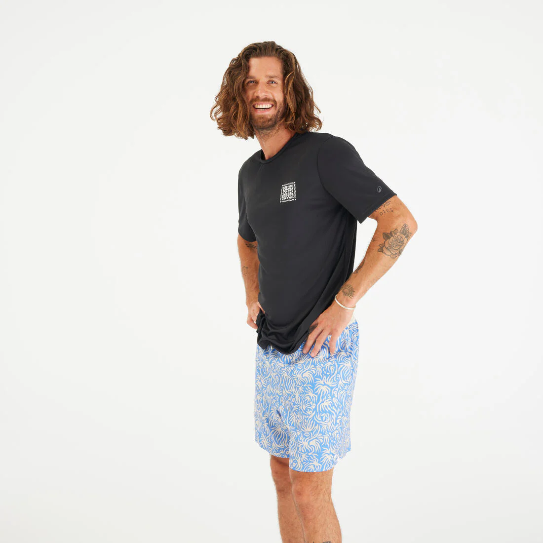 Playera de surf anti-UV de manga corta con estampado para hombre
