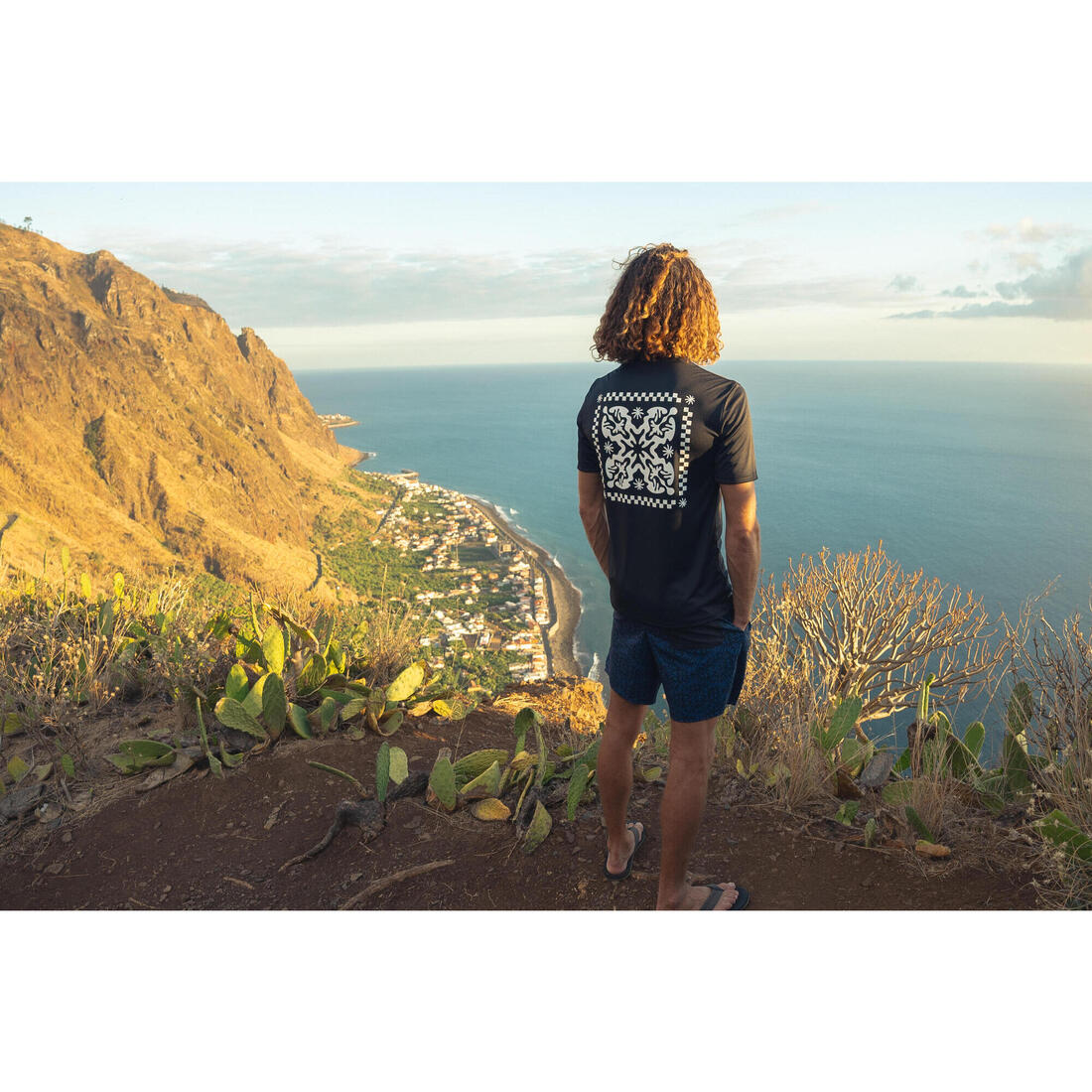 Playera de surf anti-UV de manga corta con estampado para hombre - Image 31