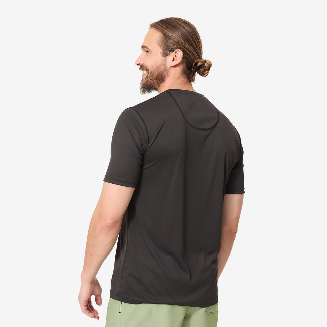 Playera de surf anti-UV de manga corta negra para hombre - Image 8