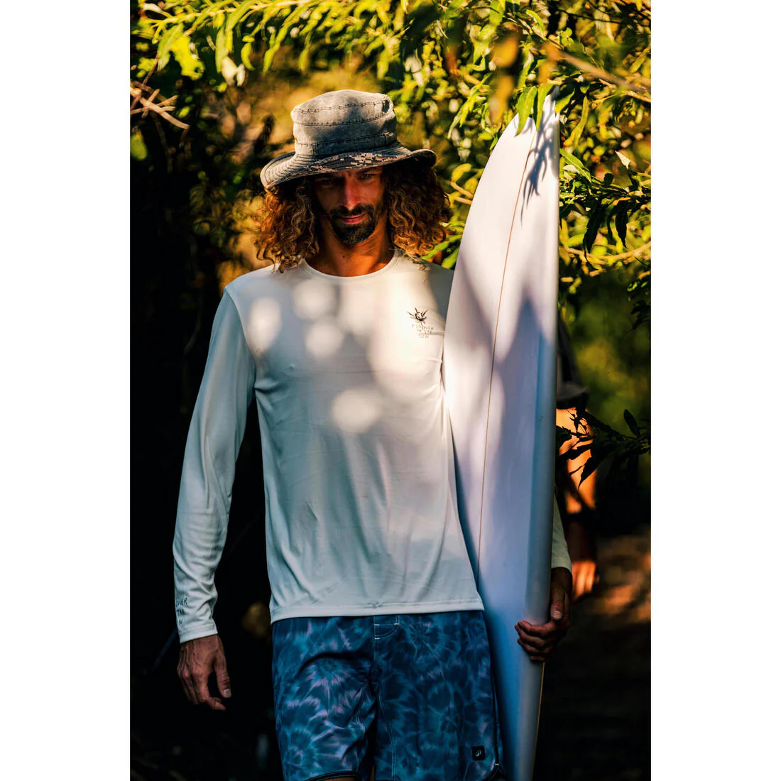 Playera de surf con UPF 50+ de manga corta blanca para hombre Flower - Image 16