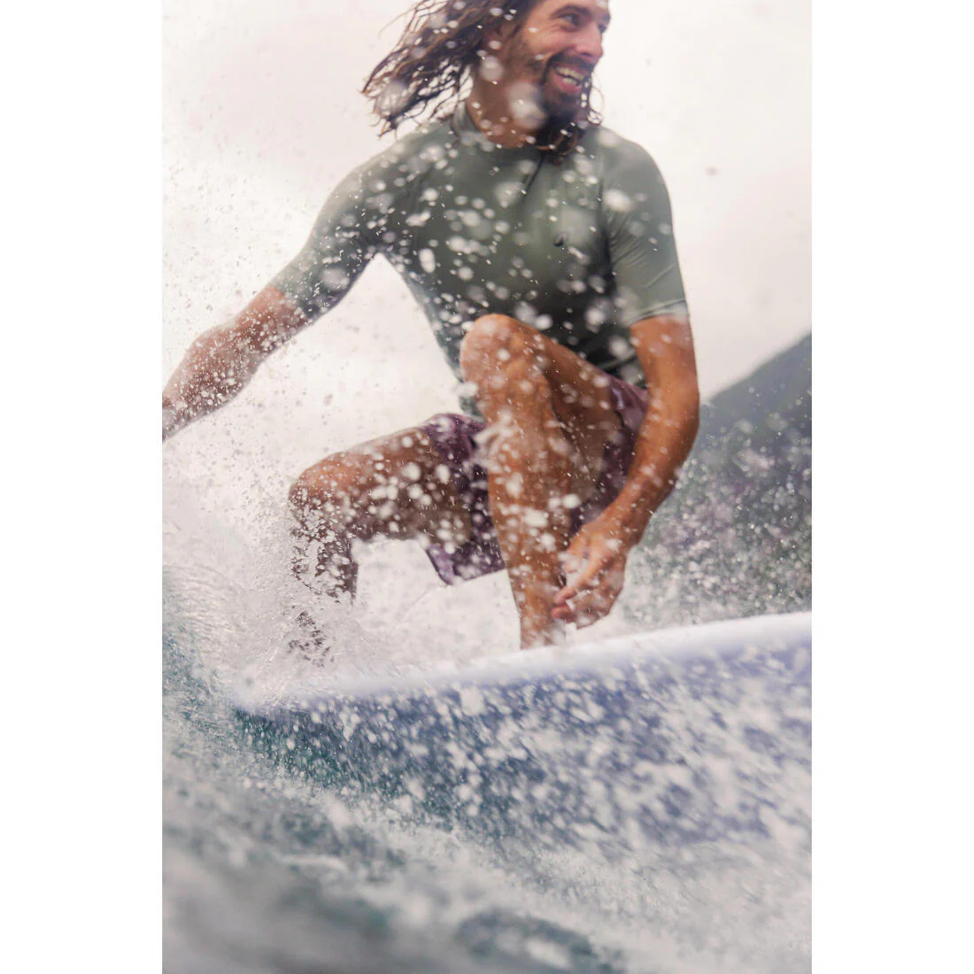 Playera de surf con UPF 50+ de manga corta caqui para hombre 500 - Image 7