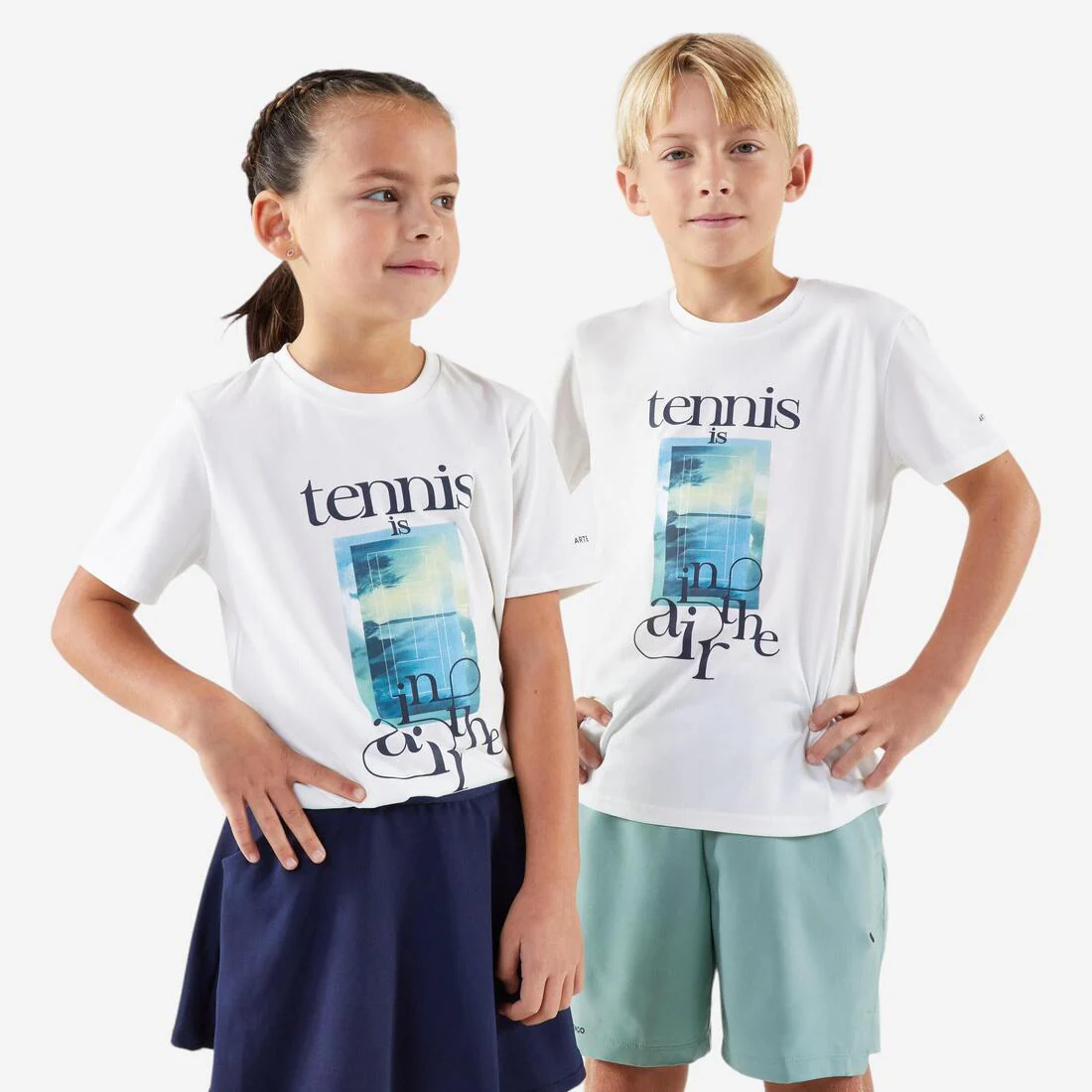Playera de tenis blanca para niños TTS Essentiel Tennis is in the Air - Image 7