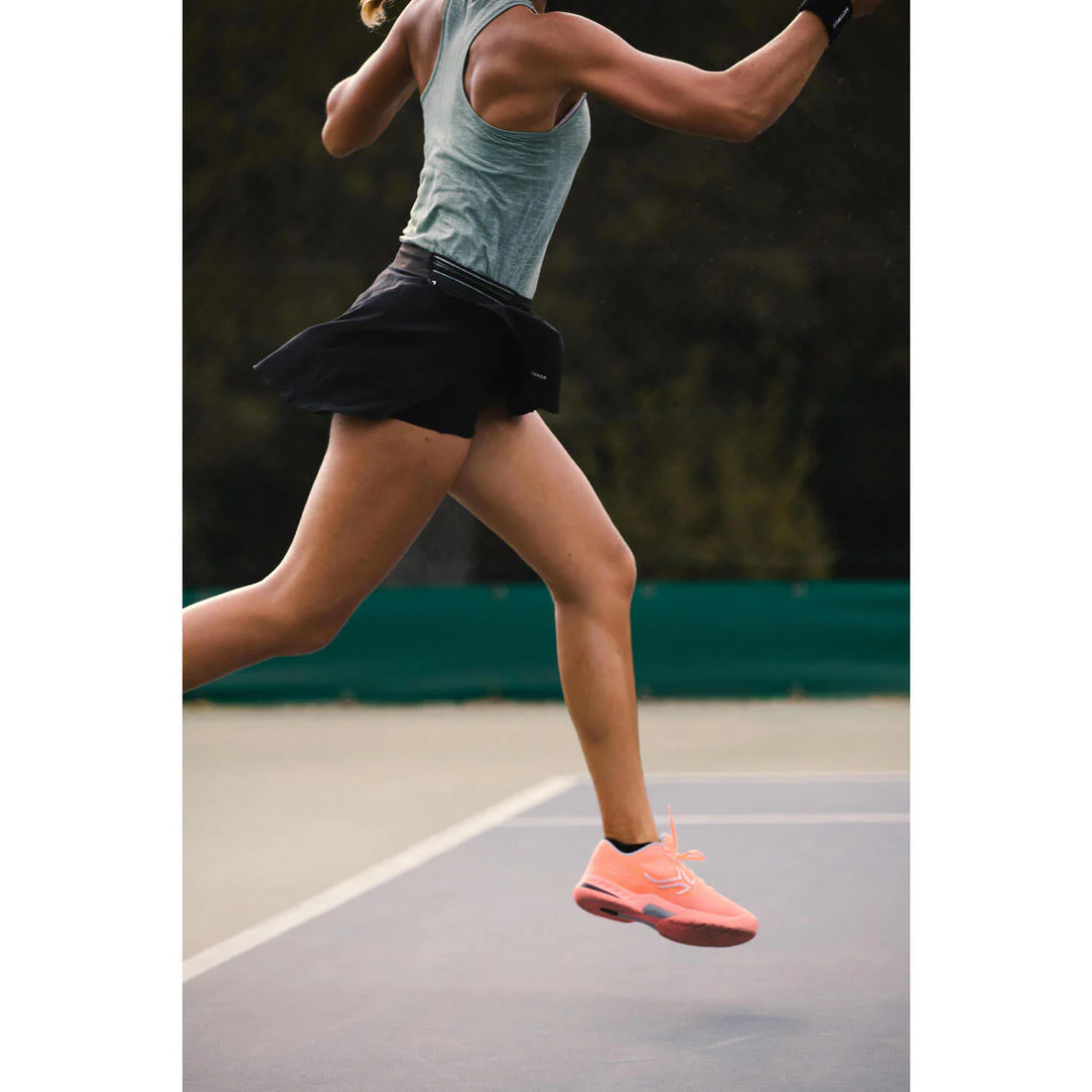 Playera de tenis ligera sin mangas caqui claro para mujer TTK Light - Image 9