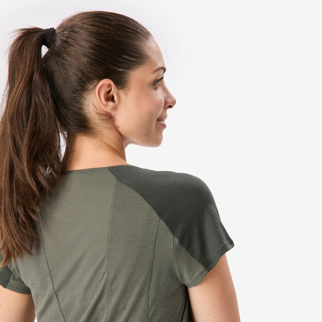 Playera de trekking de manga corta de lana merina para mujer MT500 - Image 10