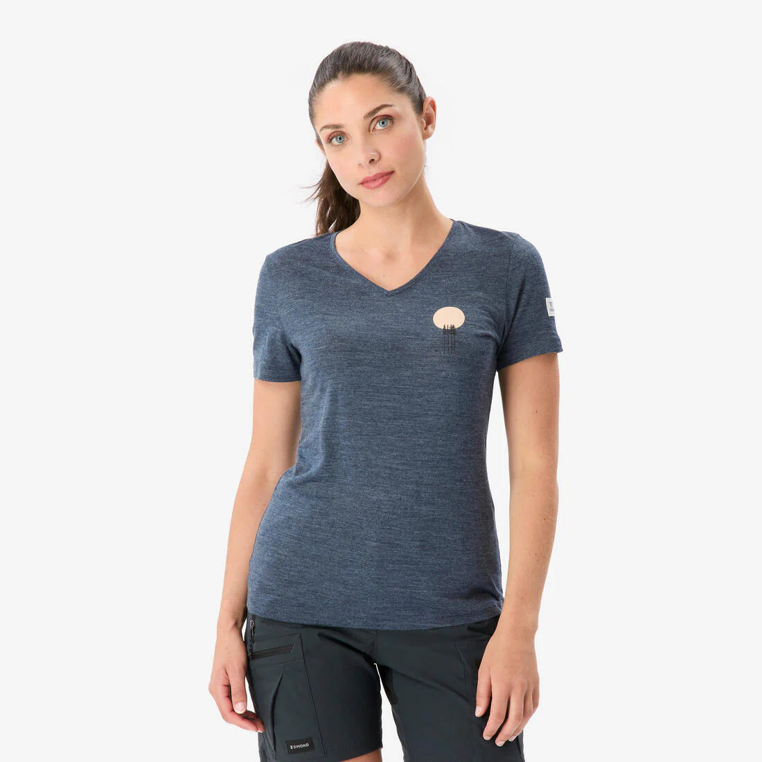 Playera de trekking de manga corta de lana merina café para mujer Travel 500 - Image 2