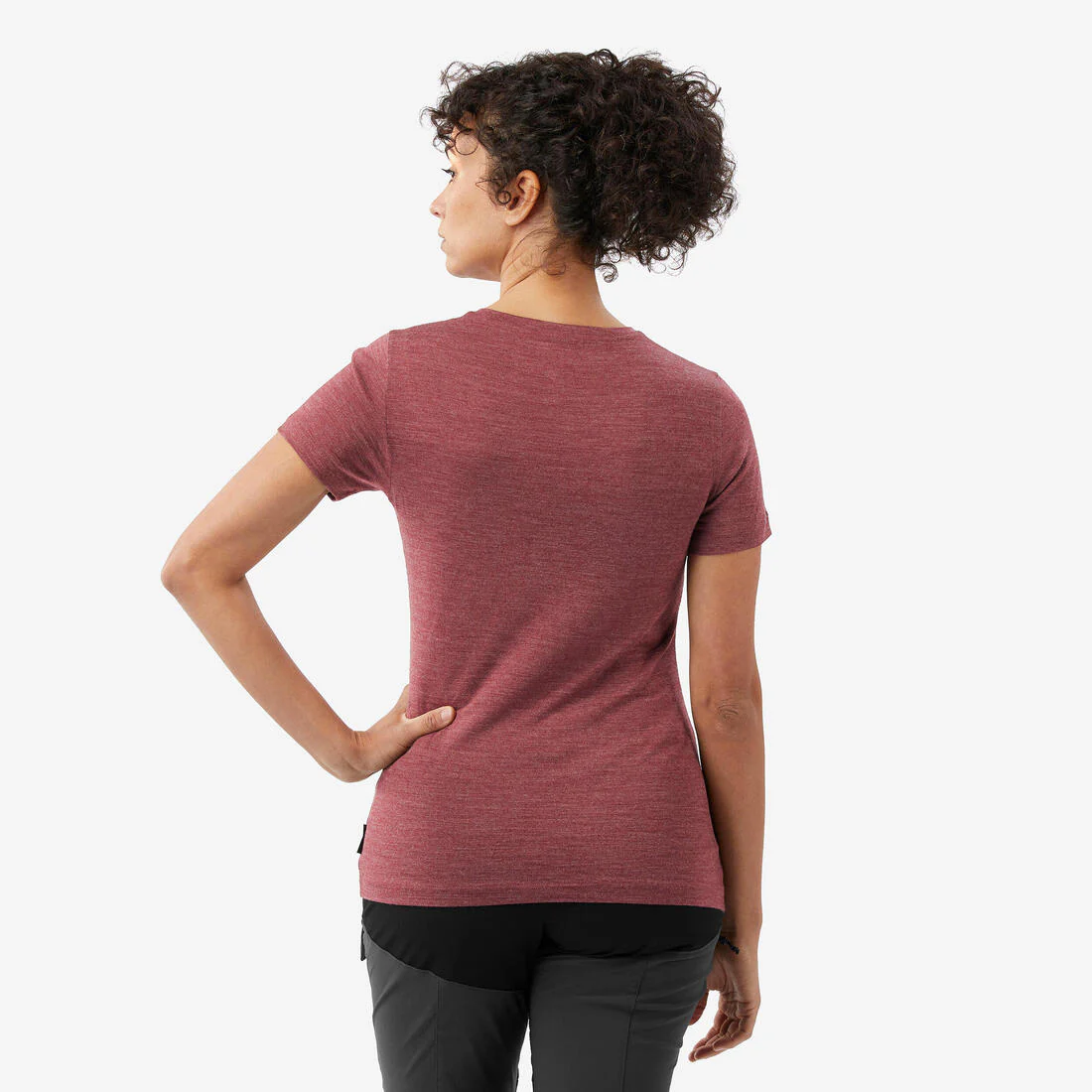Playera de trekking de manga corta de lana merina café para mujer Travel 500 - Image 8