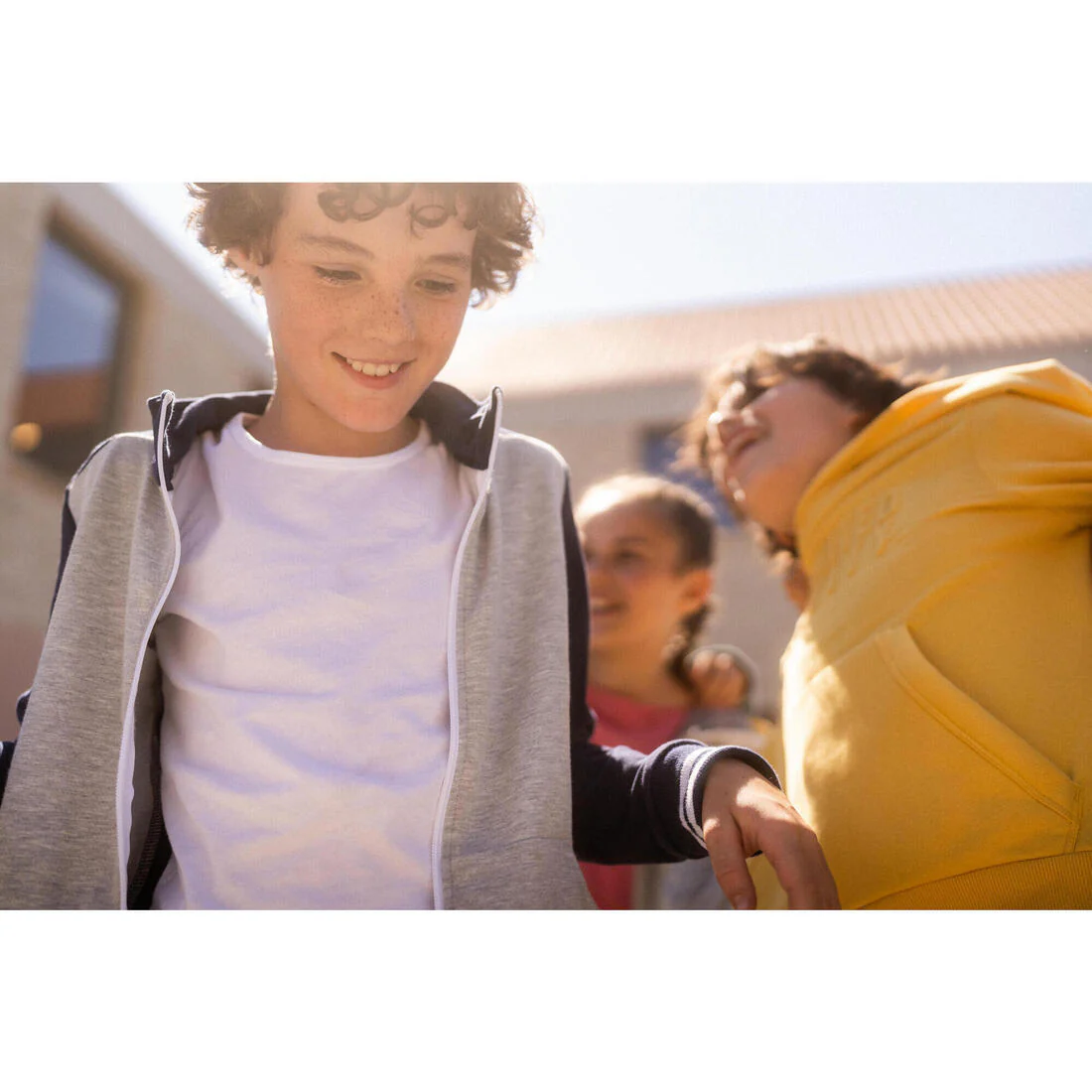 Playera deportiva básica 100 % algodón blanca para niños - Image 6