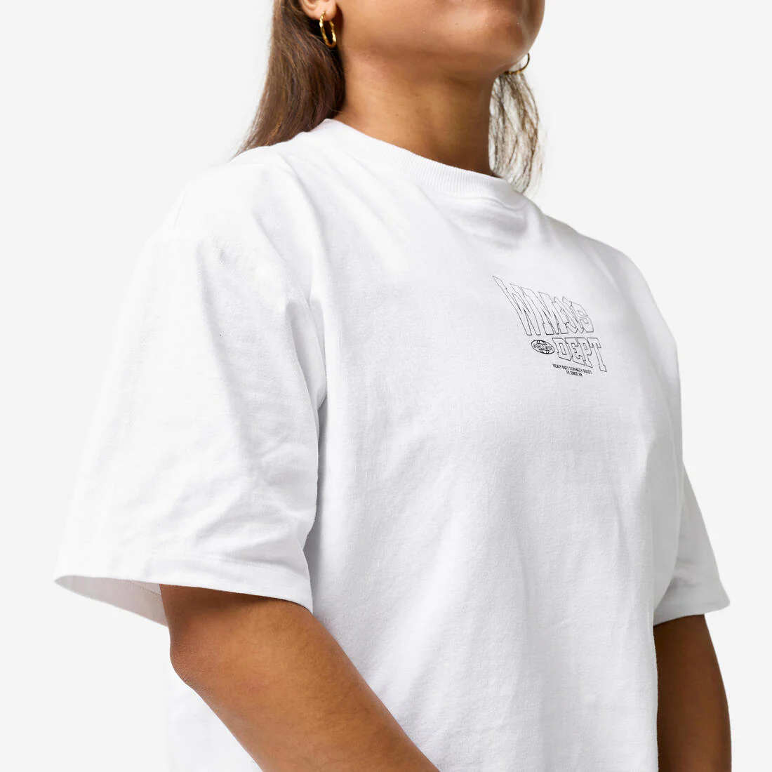 Playera deportiva oversize blanca para mujer - Image 6