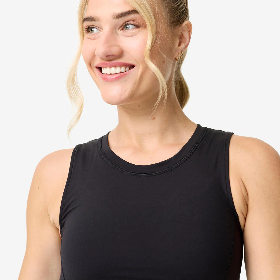 Playera deportiva tipo crop-top con cintura elástica negra para mujer - Image 6