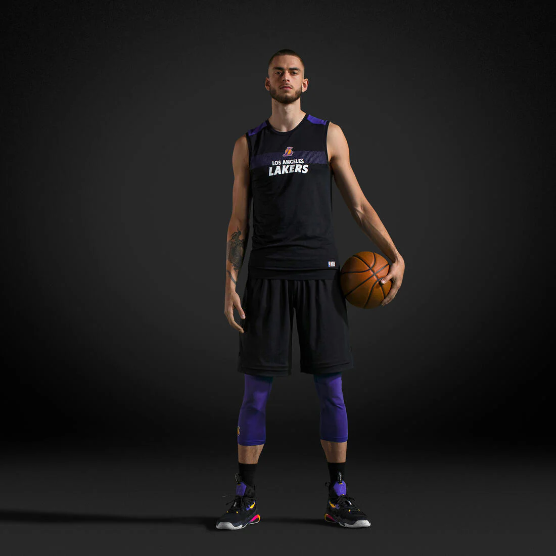Playera interior de básquetbol sin mangas negra para adulto UT500 NBA Lakers - Image 21
