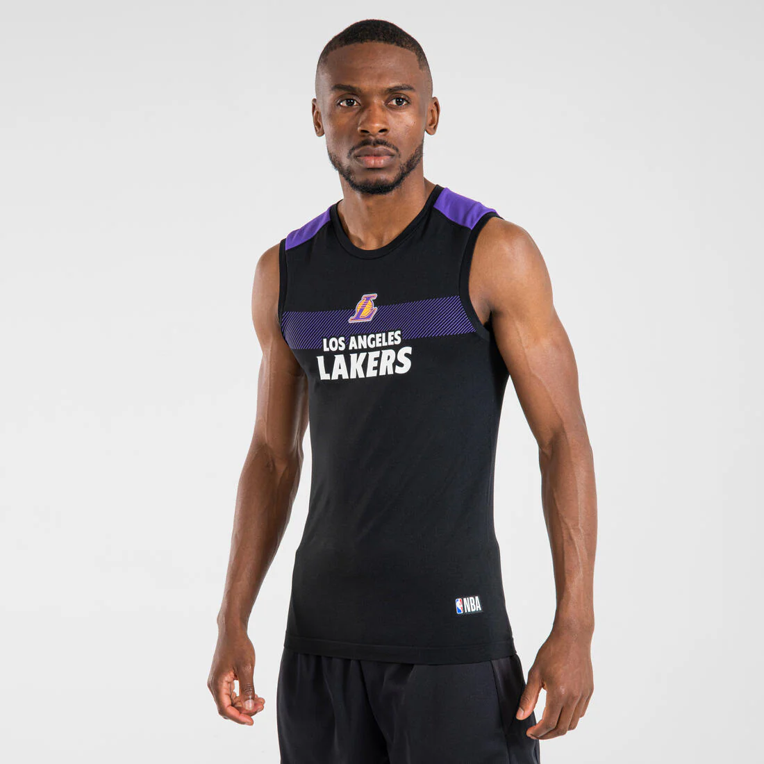 Playera interior de básquetbol sin mangas negra para adulto UT500 NBA Lakers - Image 4