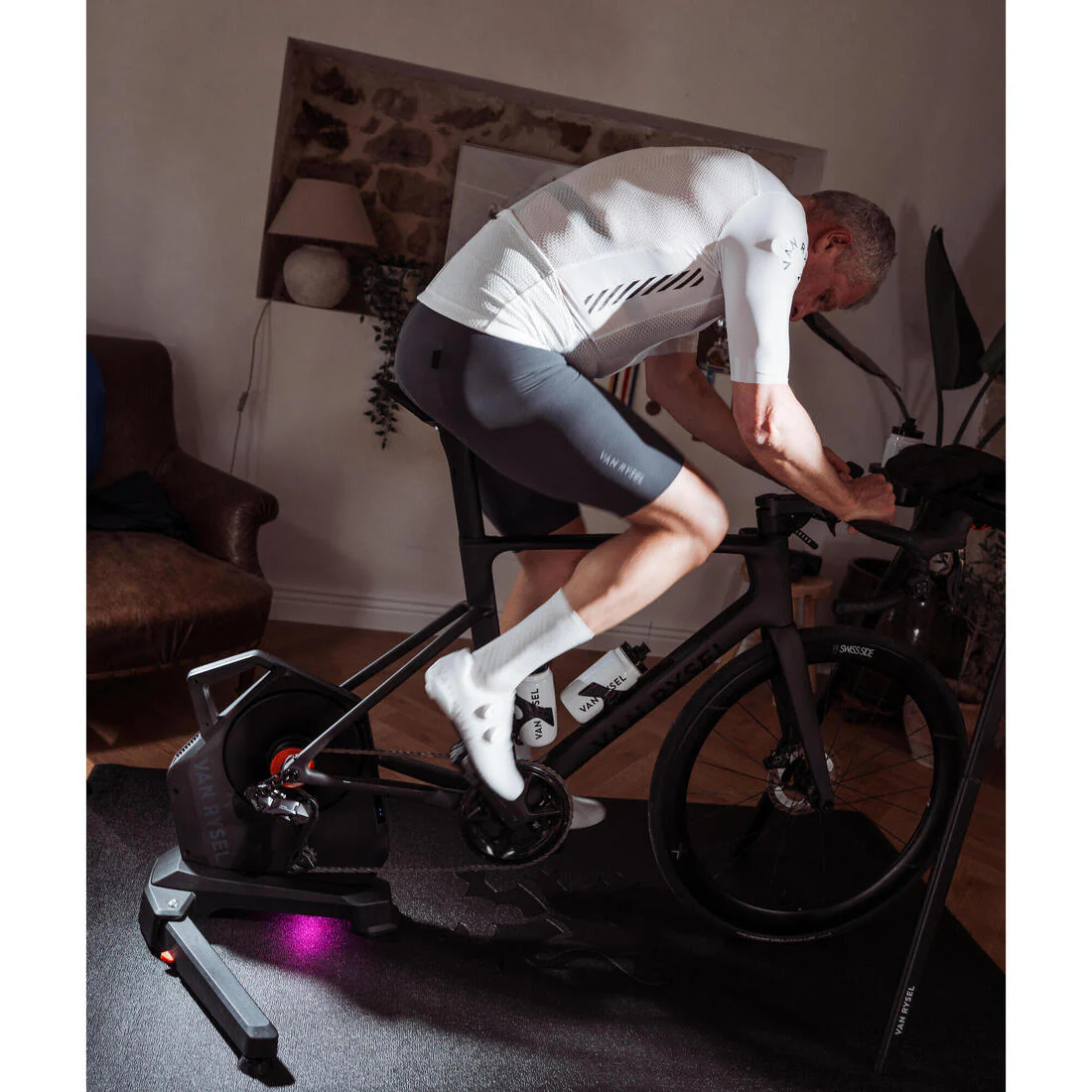 Rodillo de entrenamiento de ciclismo conectado con Zwift Cog & Click RCR - Image 16