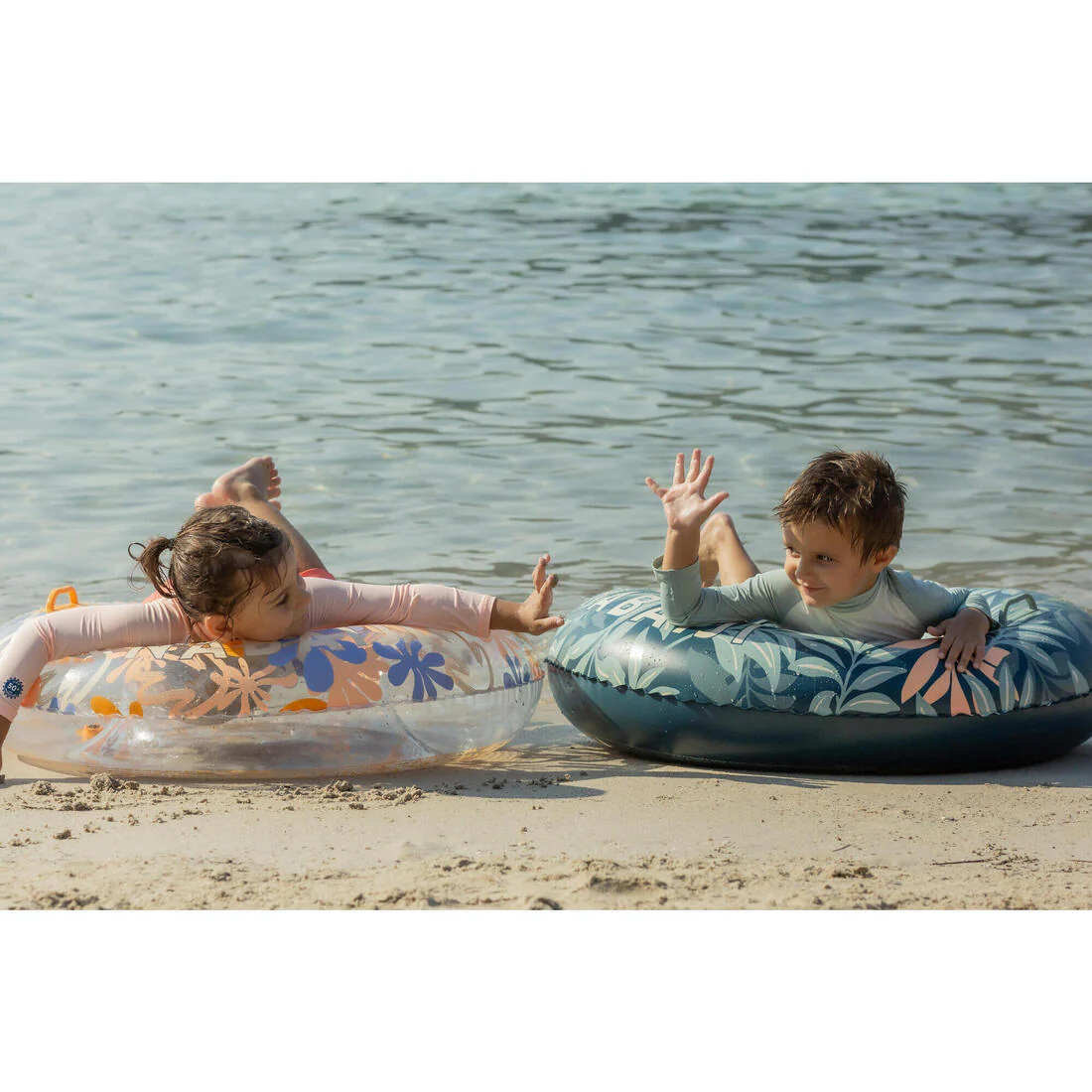Salvavidas de natación inflable para alberca con asas grande de 92 cm - Image 15