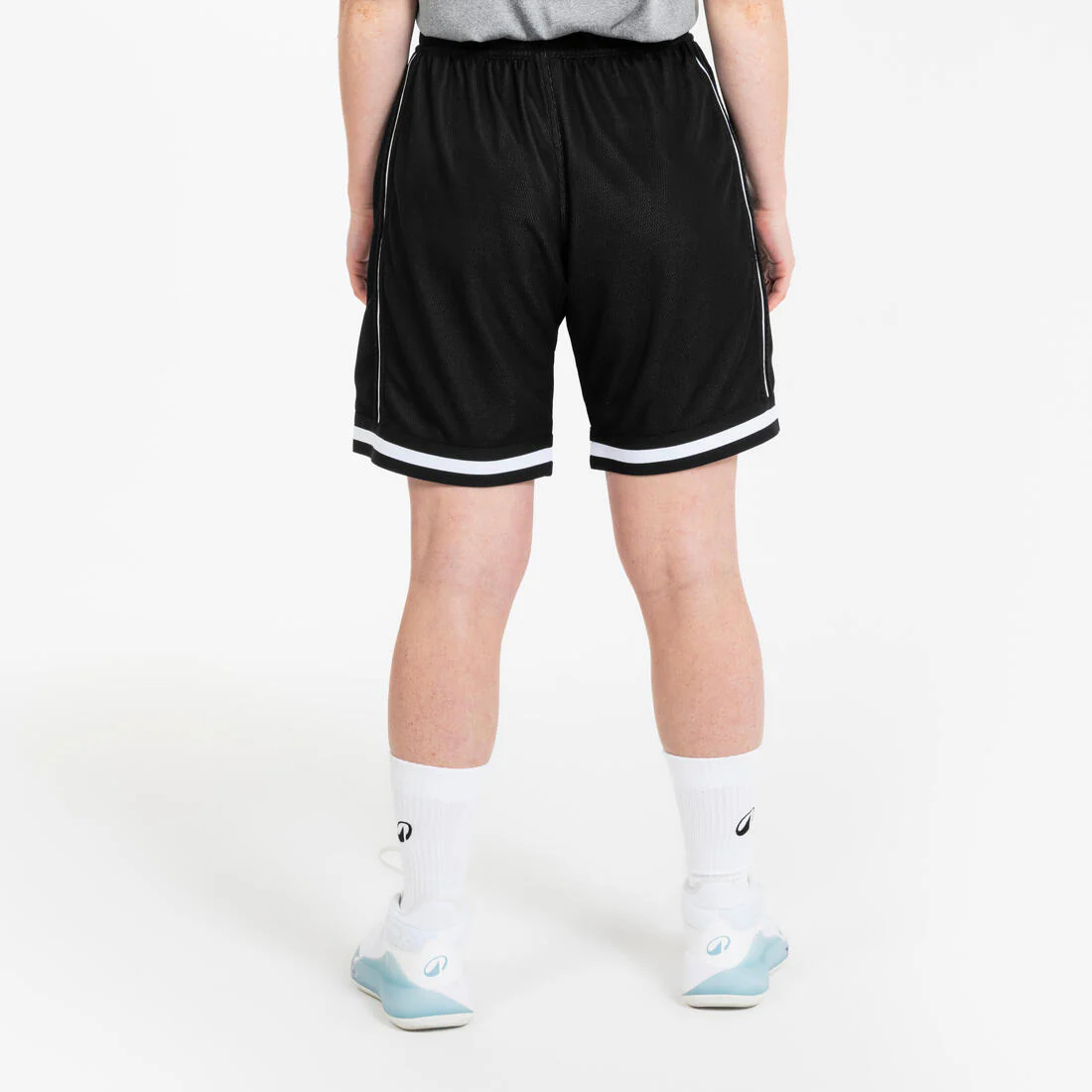 Short de básquetbol reversible blanco con negro para adulto SHR-500 - Image 2