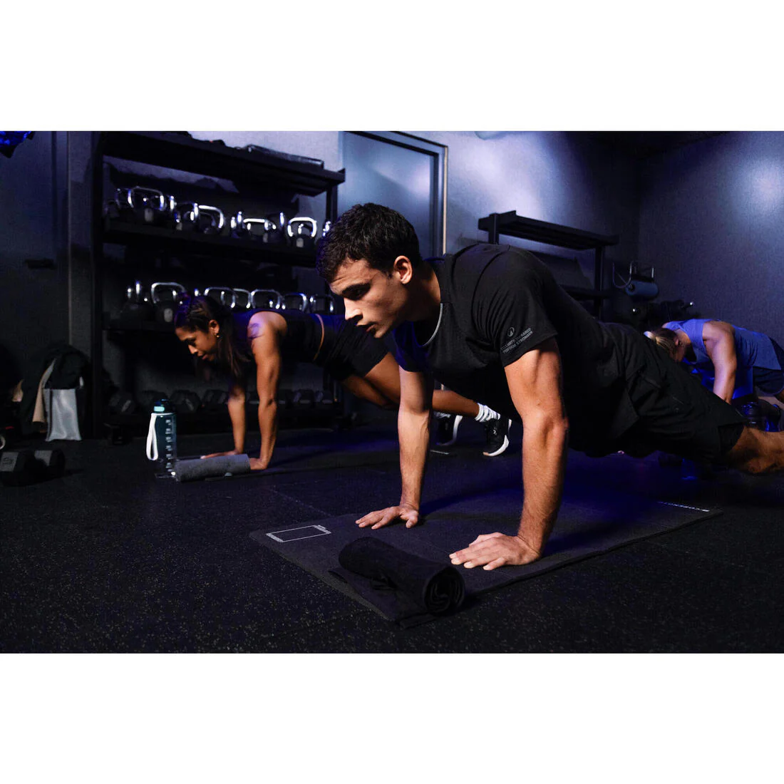 Short Cross Training Hombre Negro-Amarillo Celliant Transpirable Ligero - Image 10