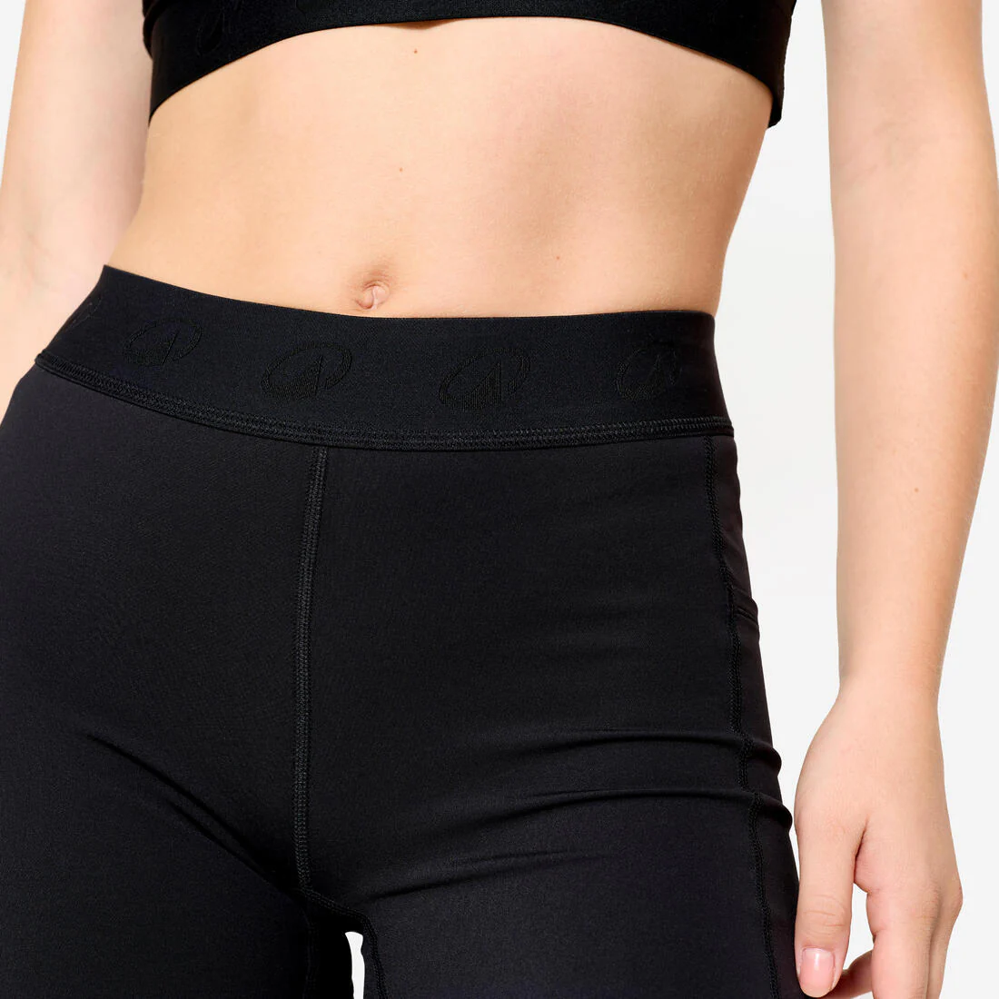 Short de fitness training con cintura elástica - Image 9
