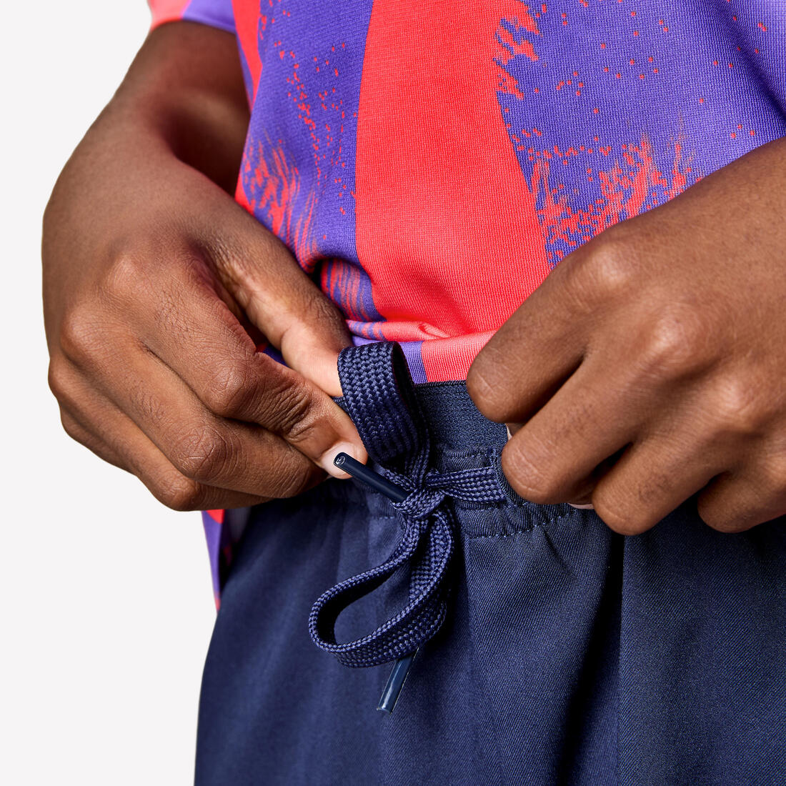 Short de futbol azul con banda roja para niño Viralto - Image 12