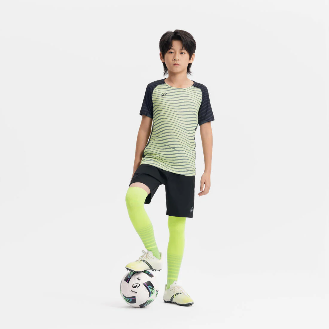 Short de futbol negro para niño Viralto Club - Image 13