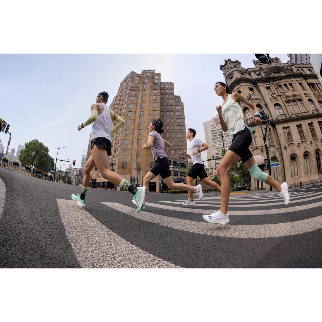 Short de running 2 en 1 negro para hombre Kiprun Run 500 Confort - Image 20