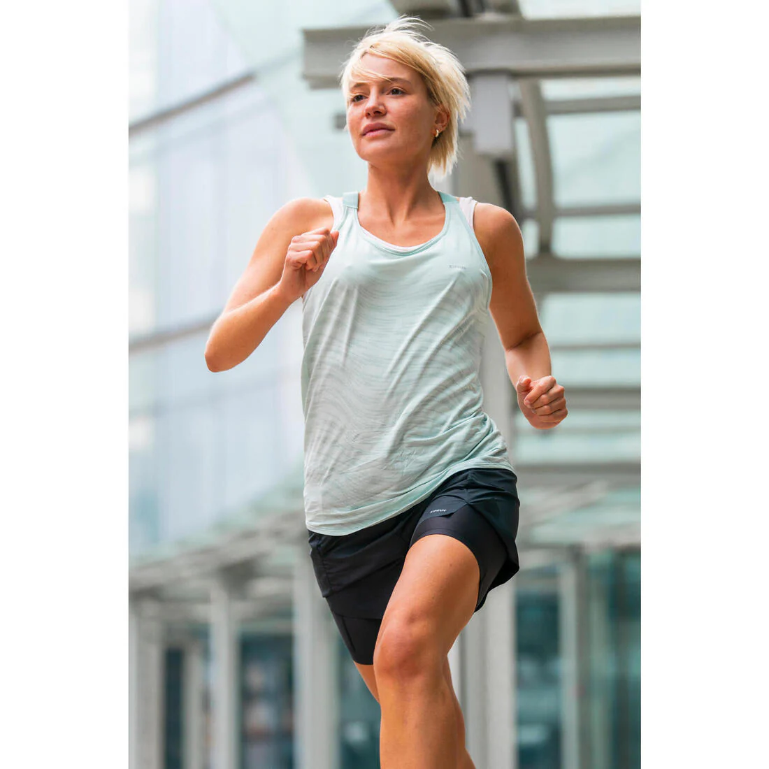 Short de running 2 en 1 transpirable negro para mujer Kiprun Run Dry 500 - Image 20