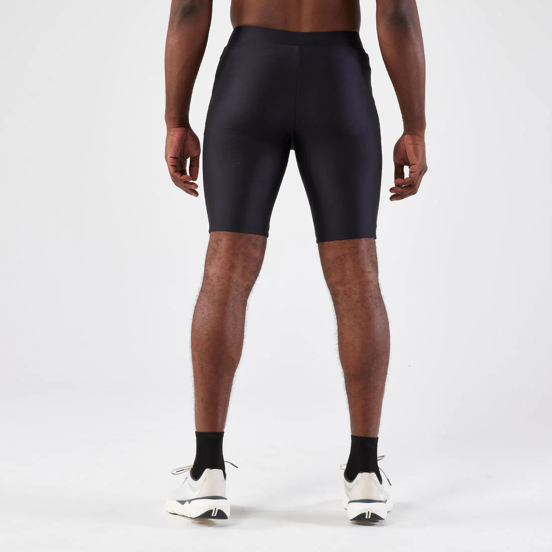 Short de running negro para hombre Kiprun Run 100 - Image 2