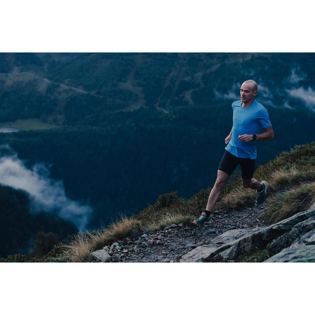 Short de running/trail para largas distancias negro para hombre Kiprun Run 900 - Image 14