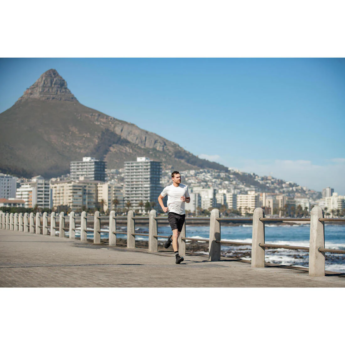 Short de running transpirable negro para hombre Kiprun Run 500 Dry - Image 13