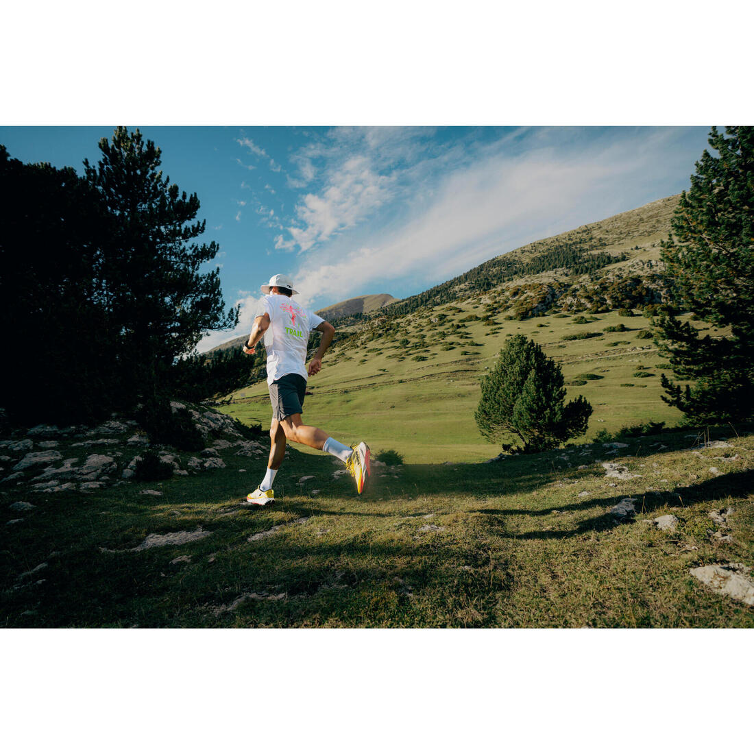 Short de trail running gris carbono para hombre Kiprun Run 900 Ultra - Image 10
