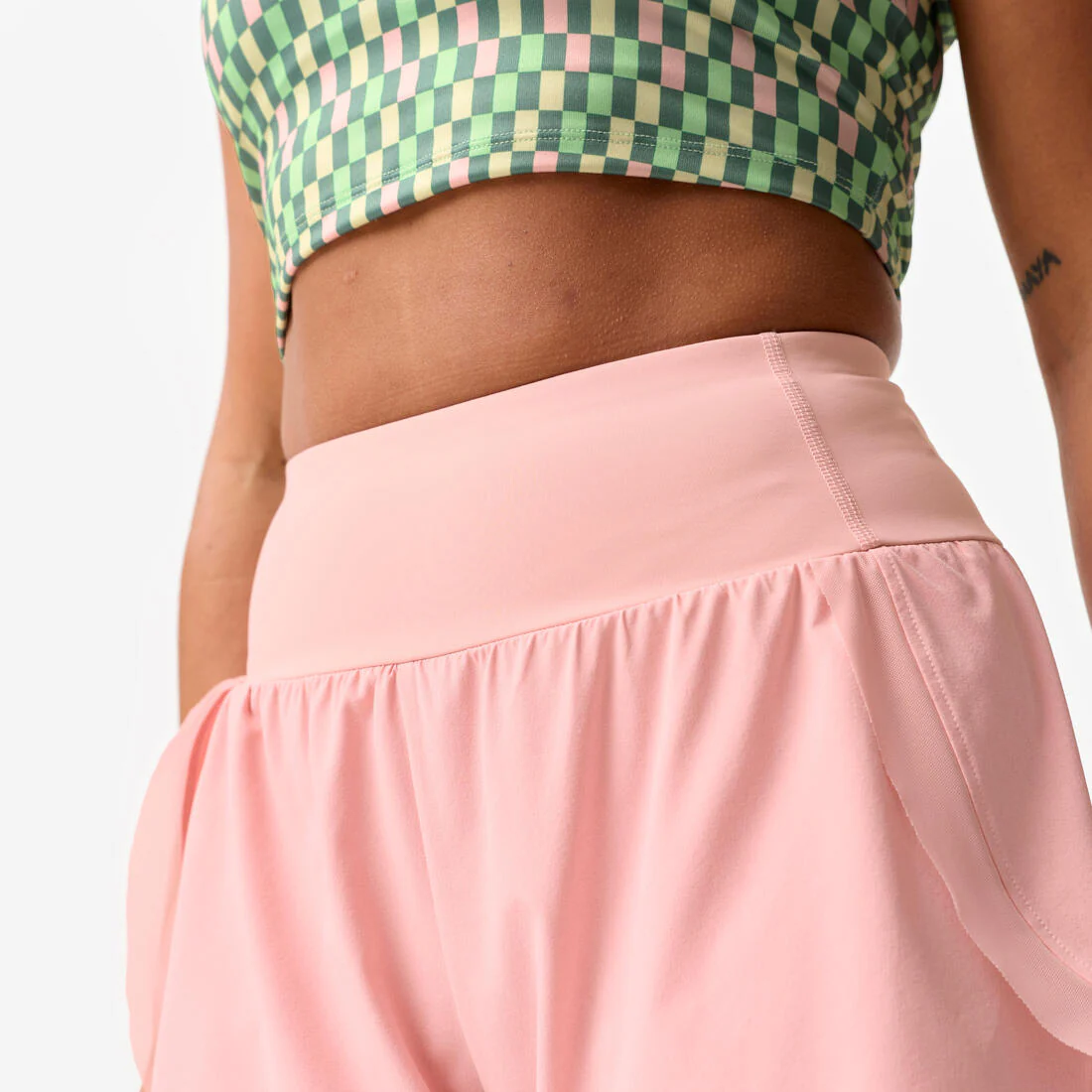 Short deportivo de doble capa rosa para mujer - Image 6