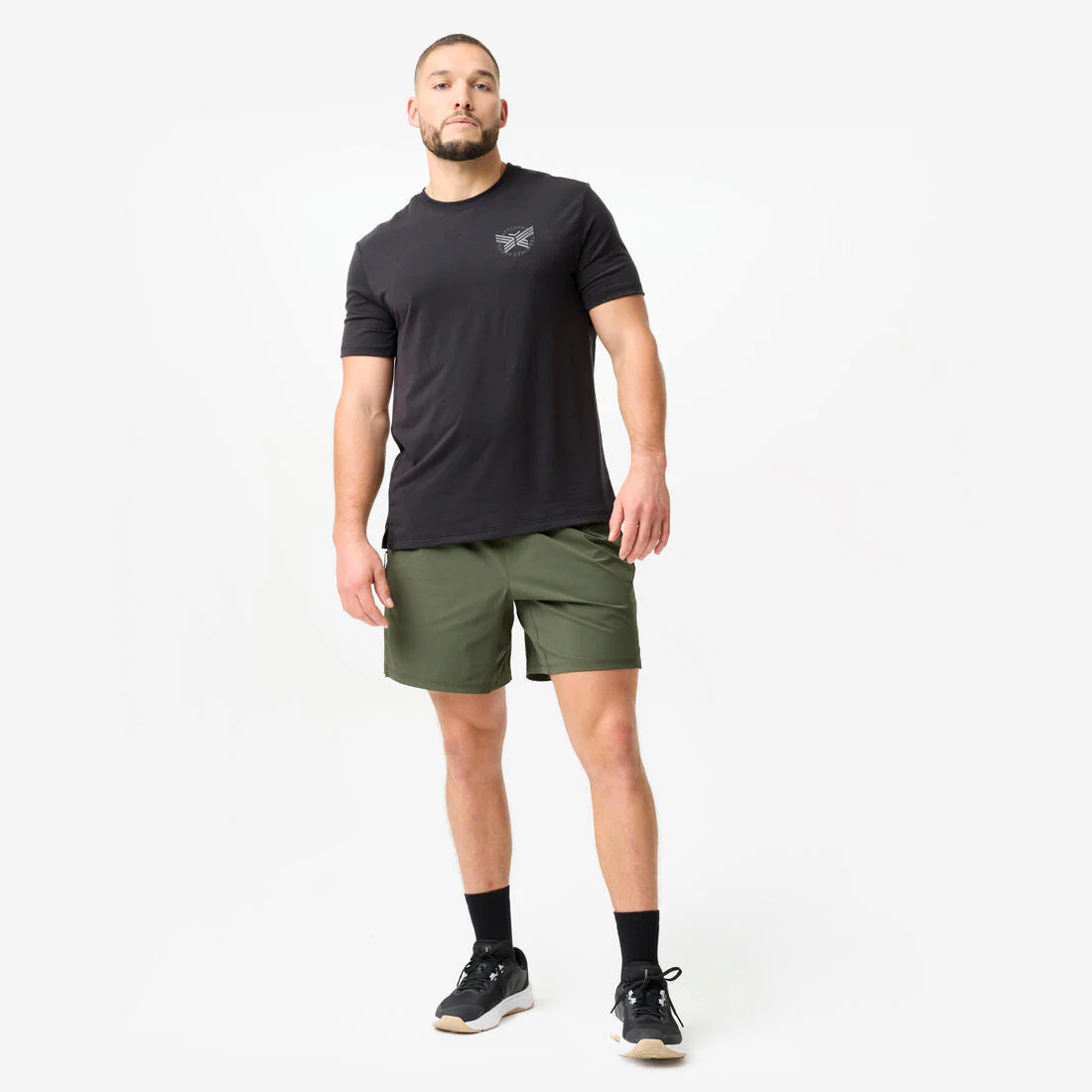 Short ligero deportivo caqui para hombre - Image 2