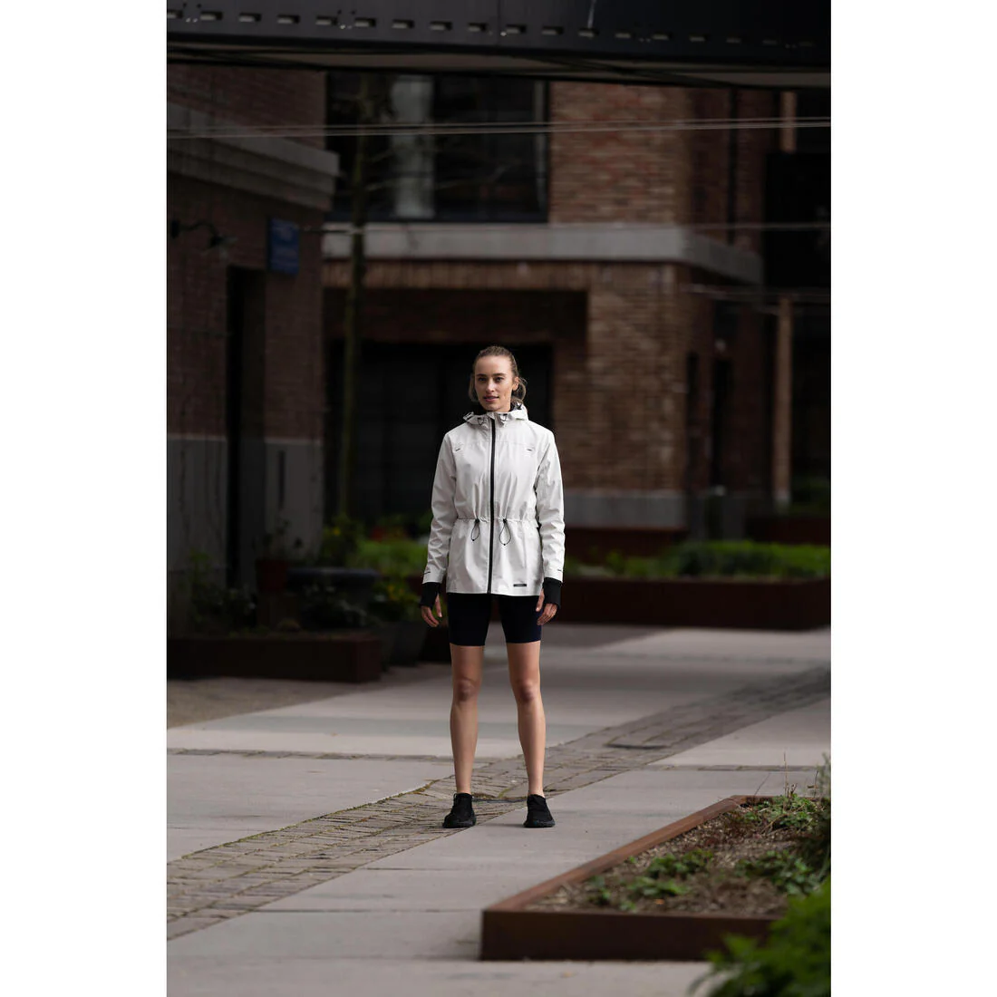 Short running negro para mujer Kiprun Run 100 - Image 10