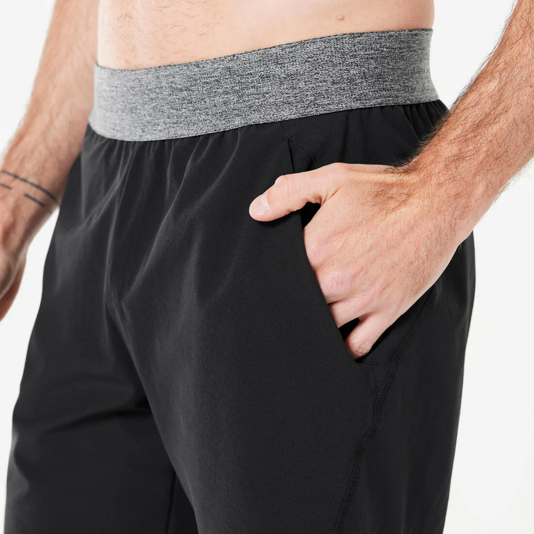 Short de yoga dinámico y ligero negro para hombre - Image 3