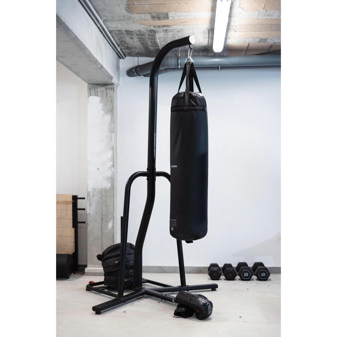 Soporte autosujeción para saco de box, lastrable y polivalente 900 - Image 8