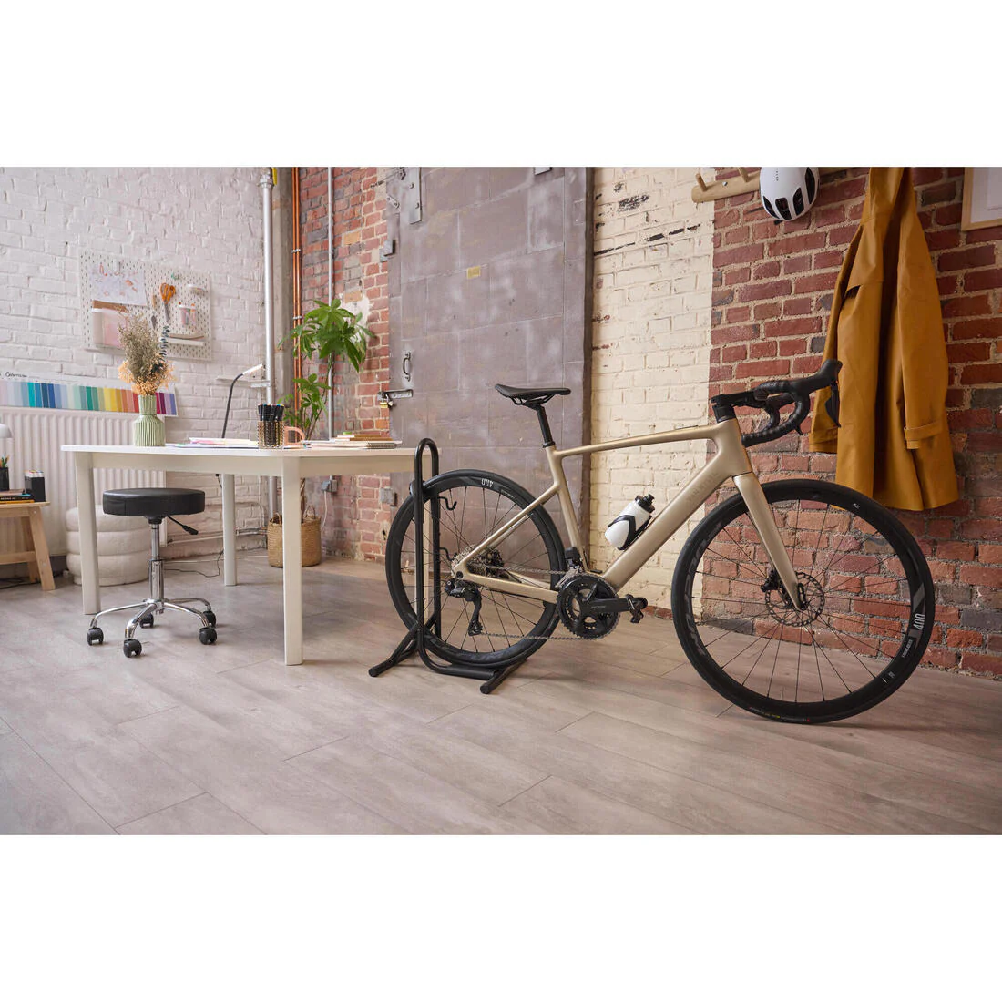 Soporte para bicicleta en suelo 2 en 1 negro - Image 2