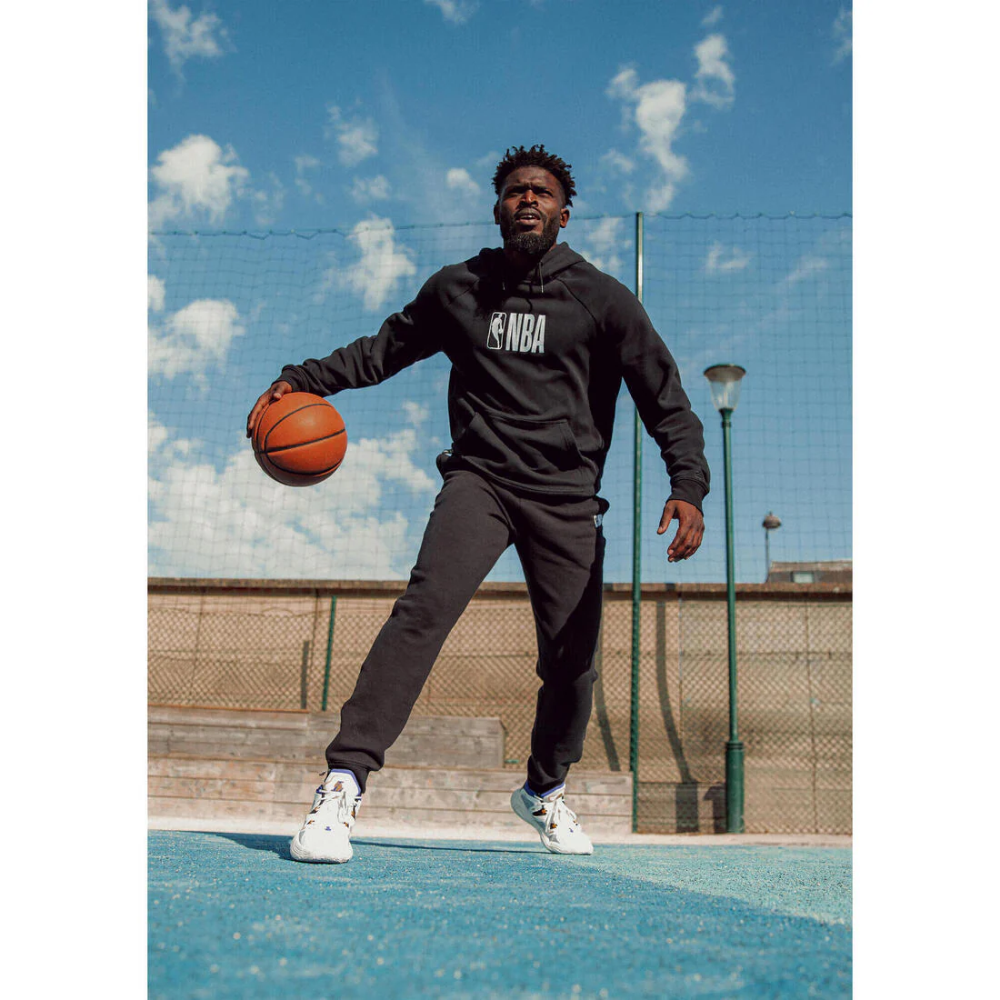 Sudadera de básquetbol con capucha negra unisex NBA 900 AD - Image 11