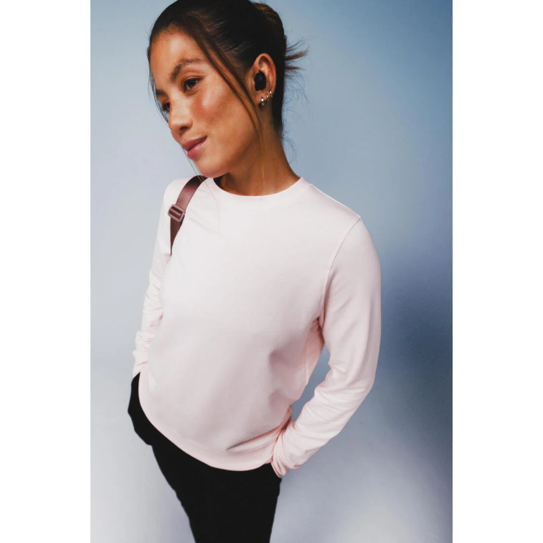 Sudadera de fitness de cuello redondo rosa claro para mujer - Image 8