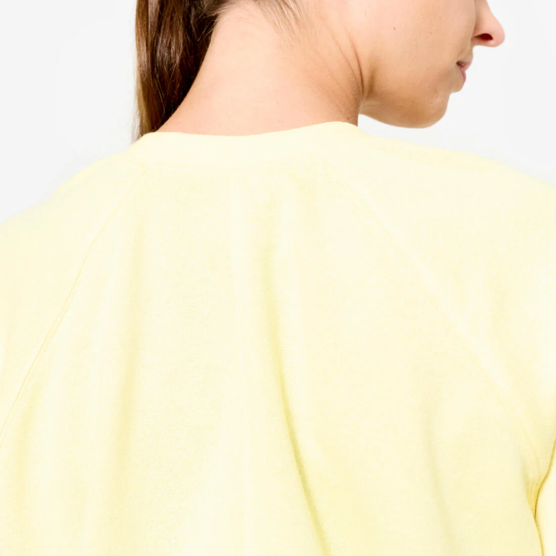 Sudadera de fitness de muletón amarilla para mujer - Image 11