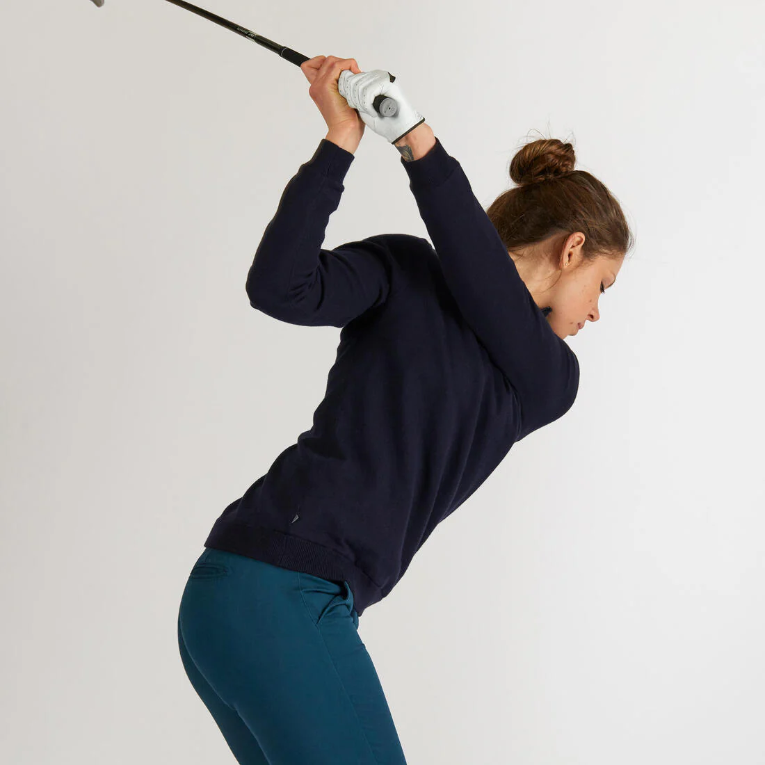 SUÉTER ROMPEVIENTOS DE GOLF PARA MUJER CLIMA CÁLIDO AZUL MARINO - Image 4