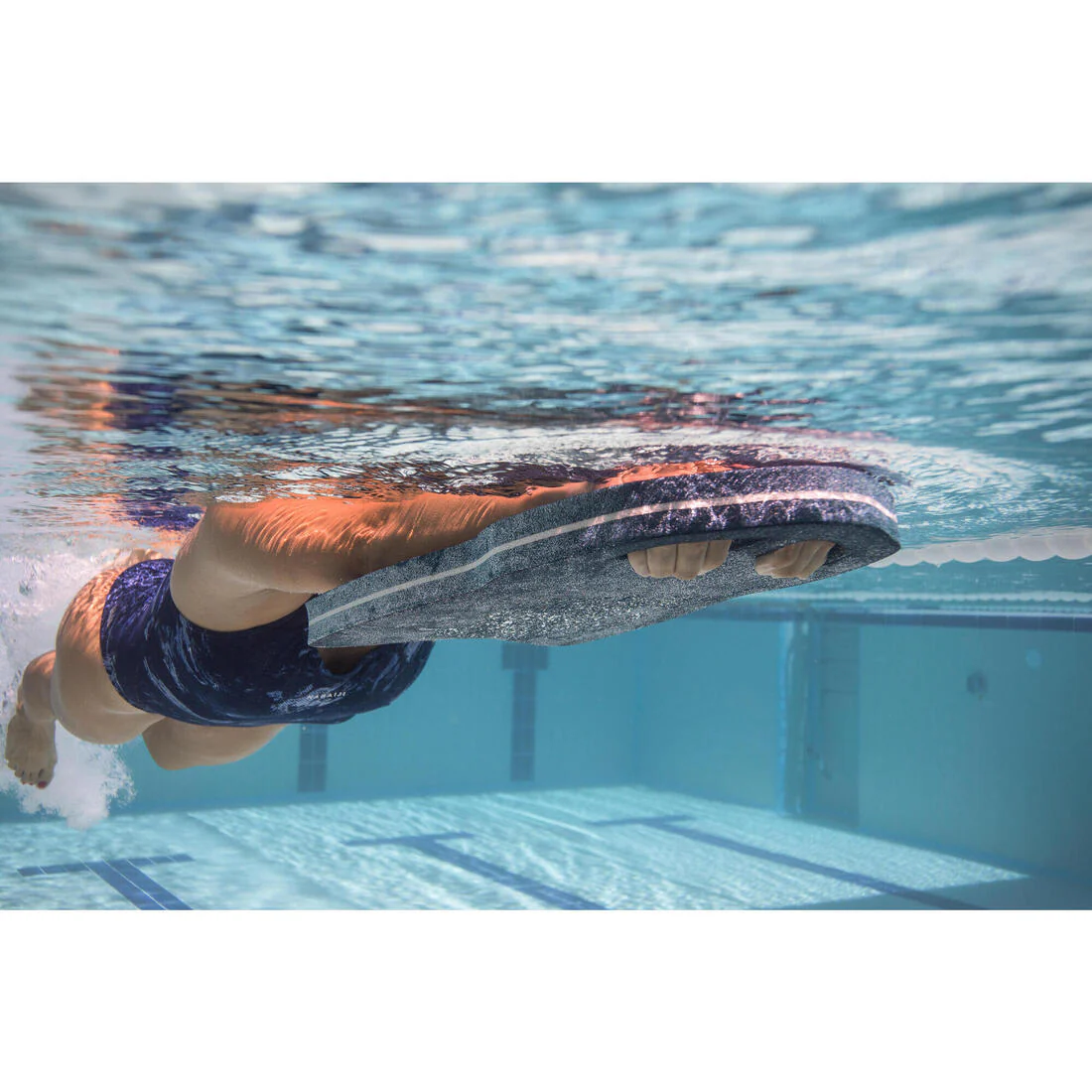 Tabla de natación en alberca - Image 8