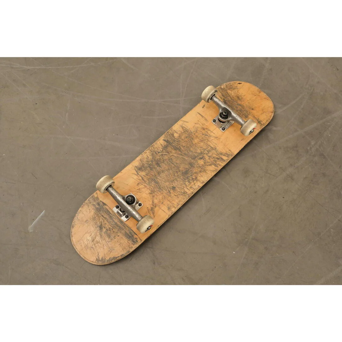 Tabla Skate DK100 Grip Arce Tamaño 8,25" - Image 8