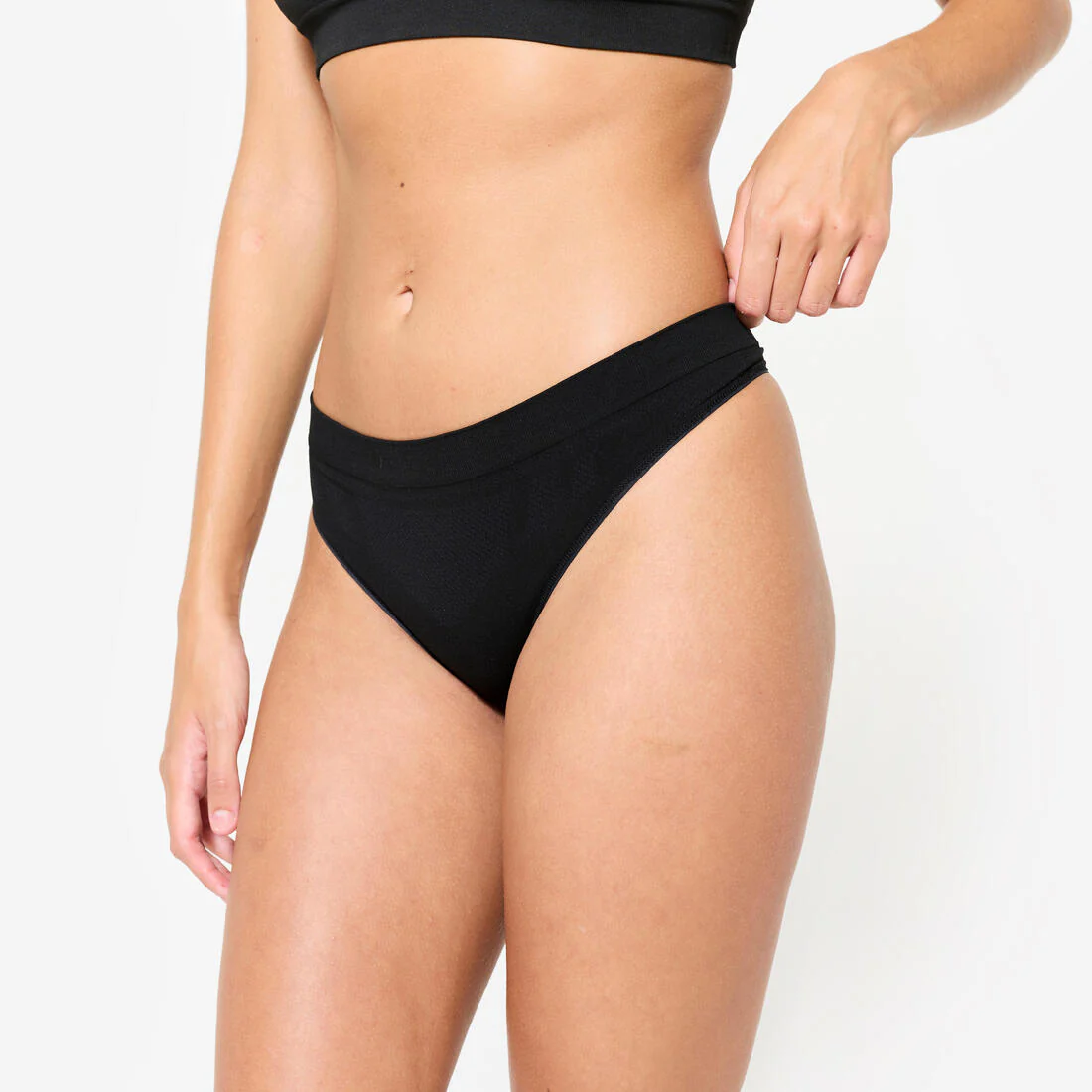 Tanga de running sin costuras negra para mujer