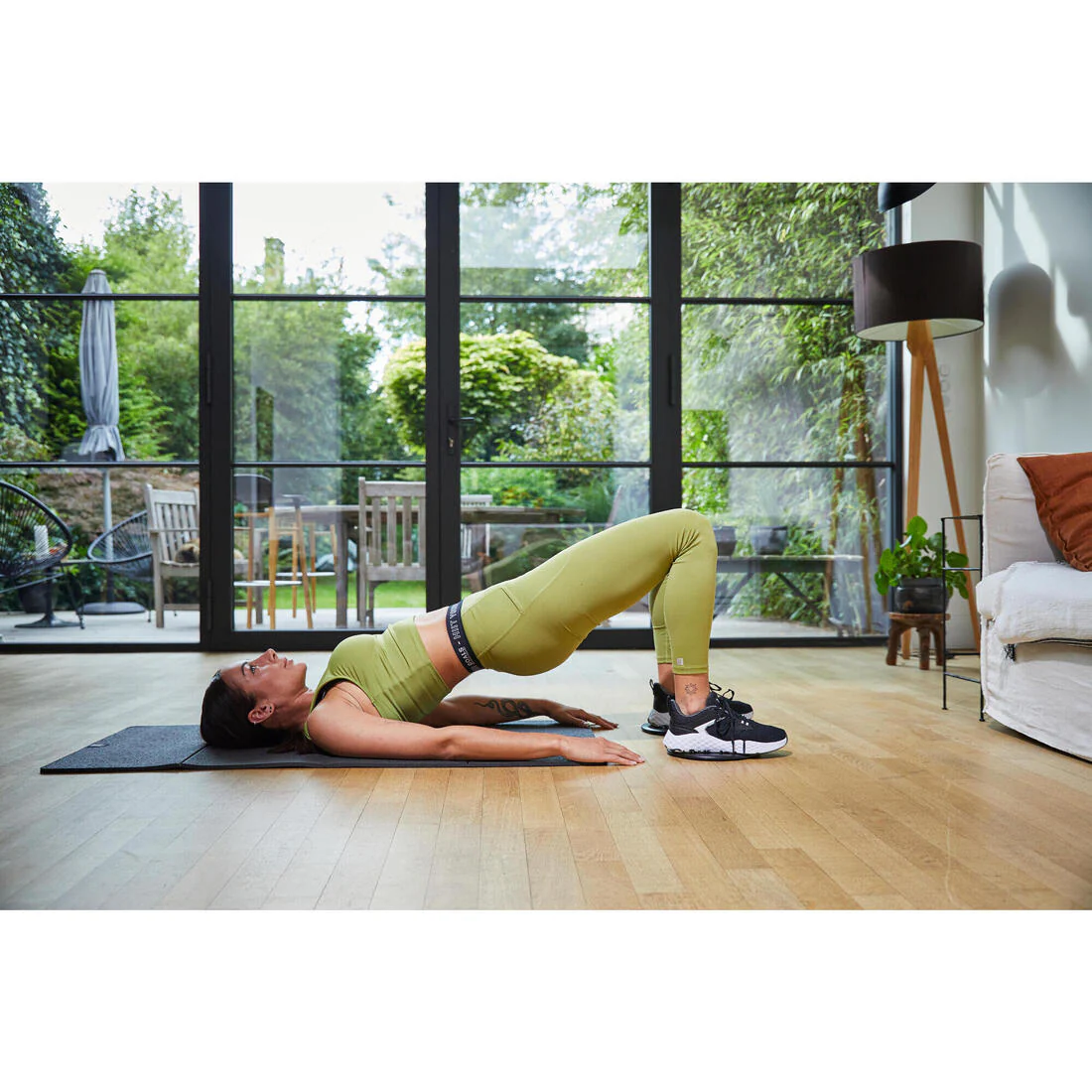 Tapete de fitness plegable y resistente para interiores y exteriores de 8 mm - Image 9
