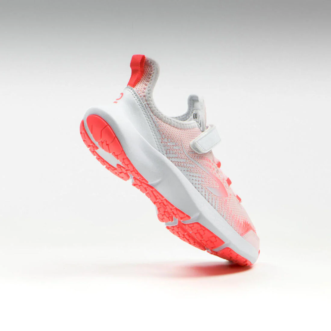 Tenis con velcro flexibles y ligeros para niños At Flex - Image 8