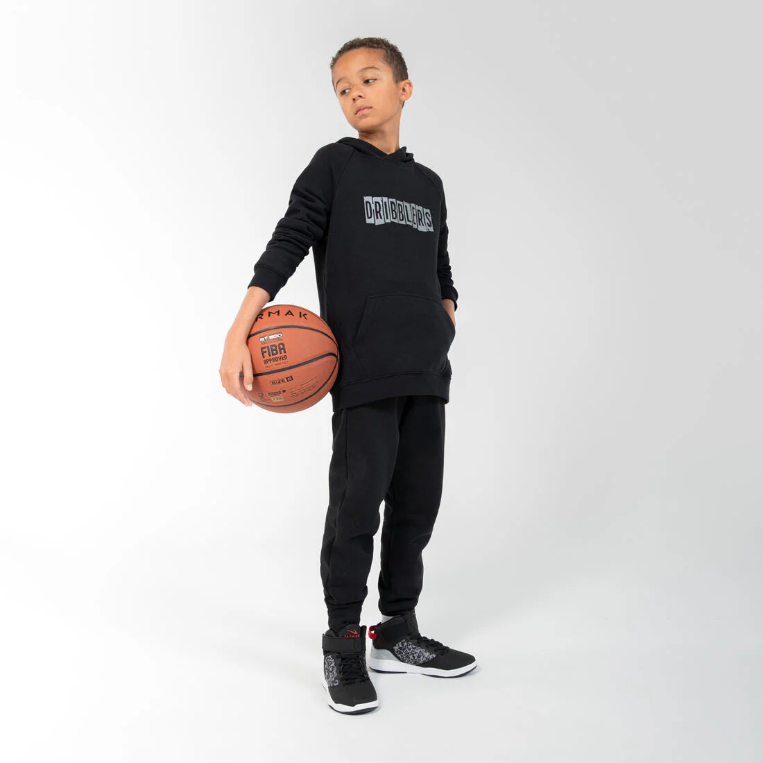 Tenis de básquetbol nivel iniciación negros y rojos para niño SE100 - Image 18