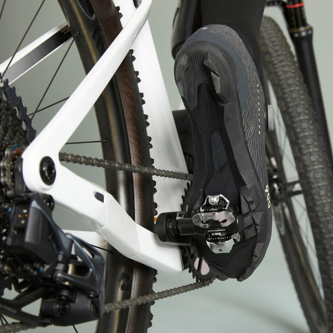 Tenis de ciclismo MTB y gravel con Habu Fit System ocre Race 900 - Image 2