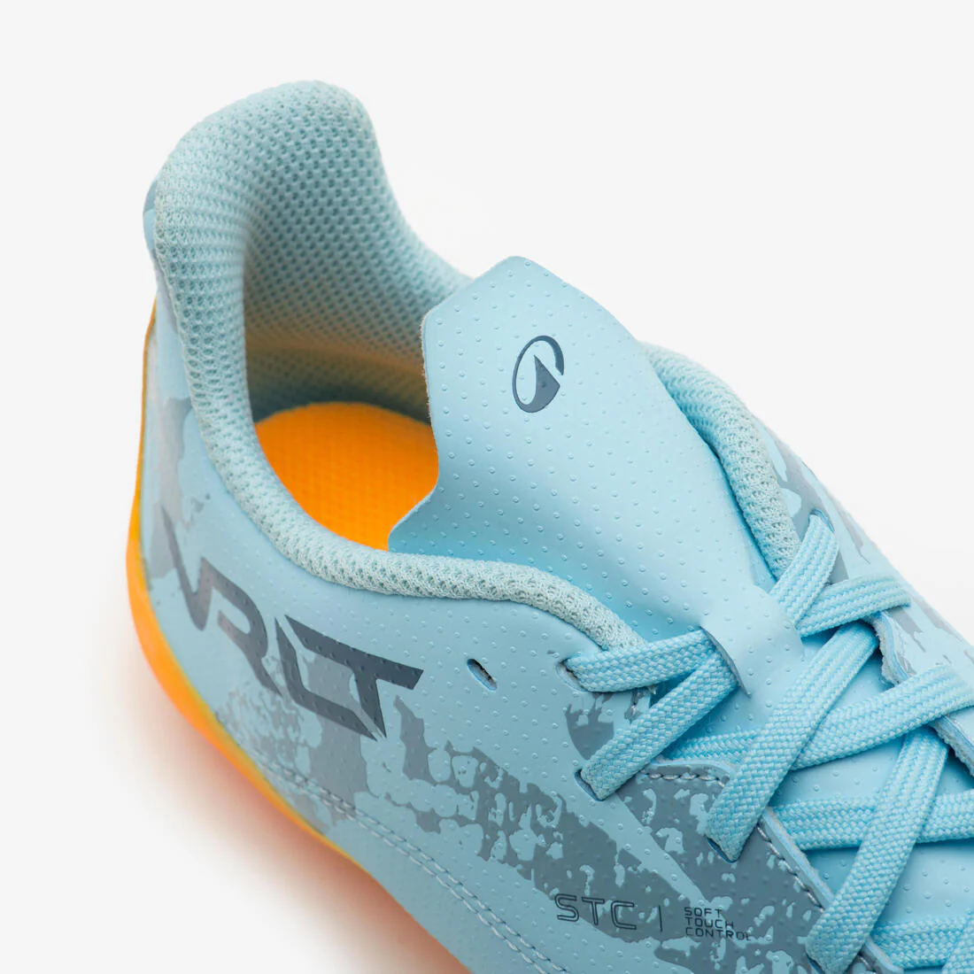 Tenis de futbol con agujetas azul claro para niños Viralto - Image 5