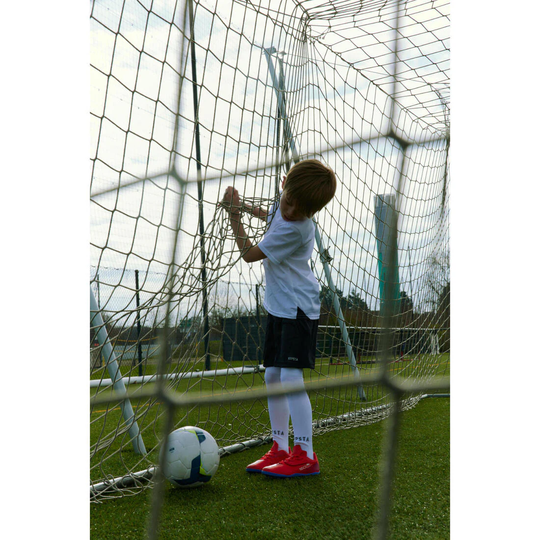 Tenis de fútbol con cierre de contacto Easy AG/FG rojos para niños 160 - Image 27